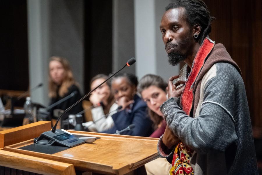 Wensley Piqué in De Waarheidscommissie Nederland  Arnhem Huis der Provincie