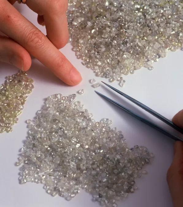 Sorting diamonds