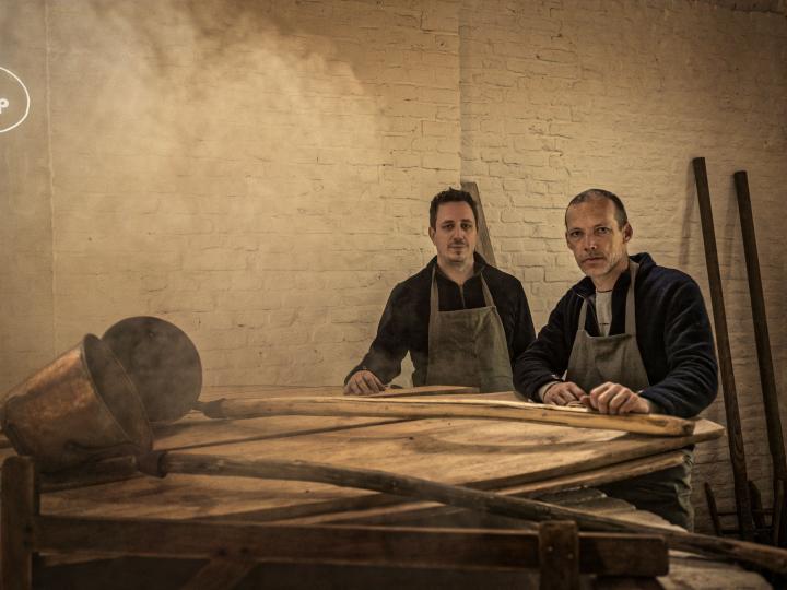 Brouwmeester en -leerling Stefaan en Maarten