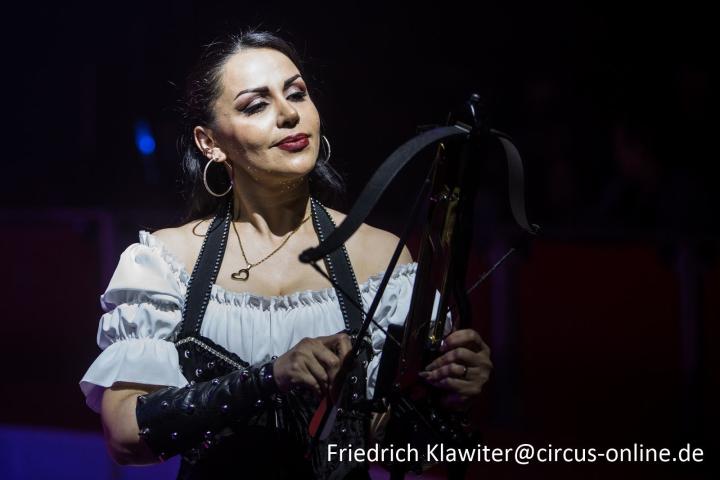 Circus Barones boogschieter