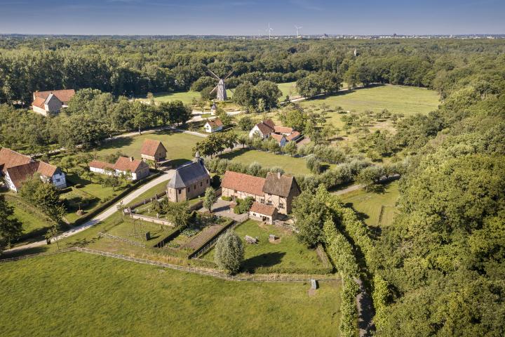 Bokrijk drone beeld Haspengouw