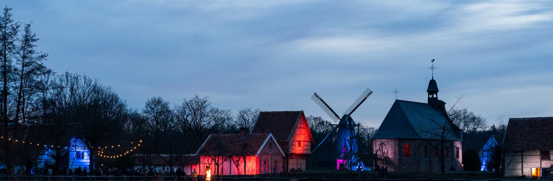 Verlichte historische gebouwen