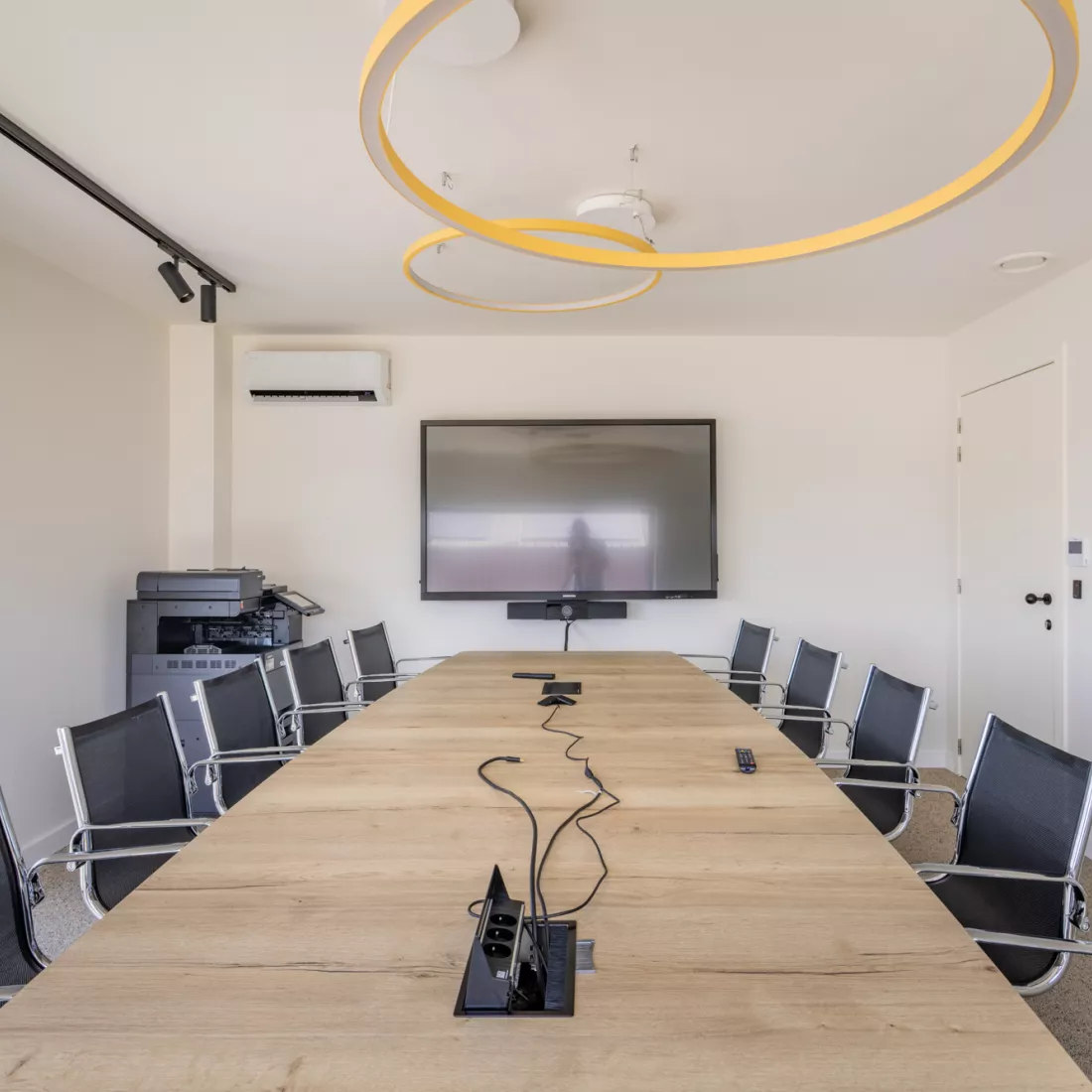gerenoveerd moderne kantoorruimte interieur