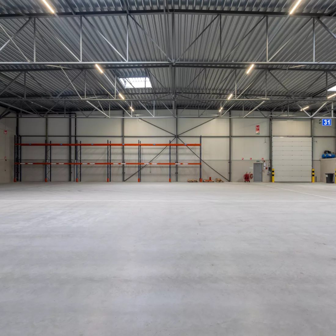 interieur nieuw magazijn