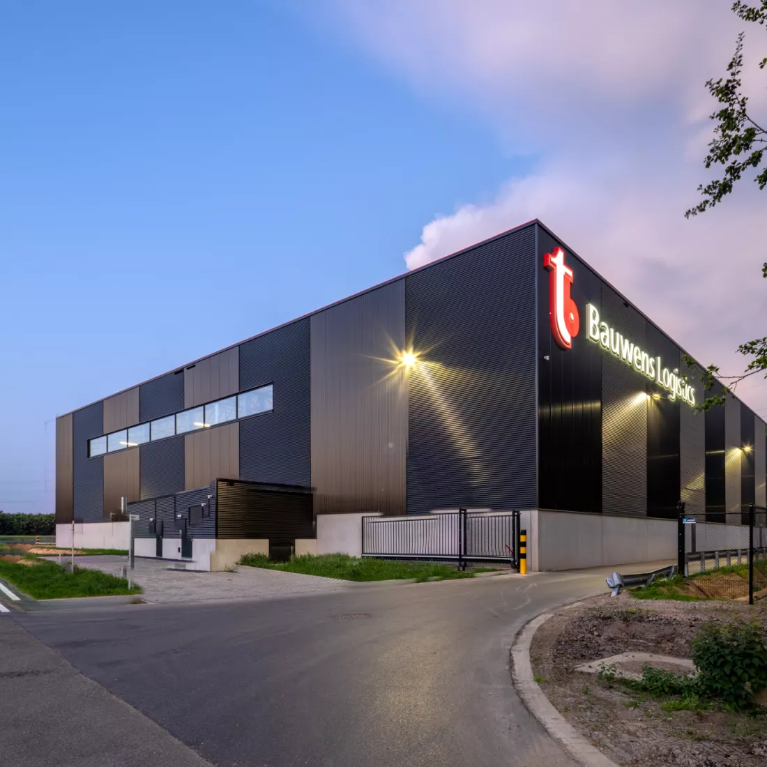 logistiek gebouw