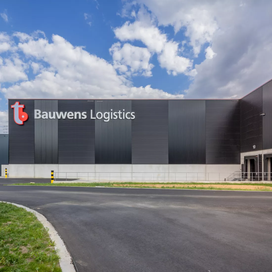 logistiek gebouw