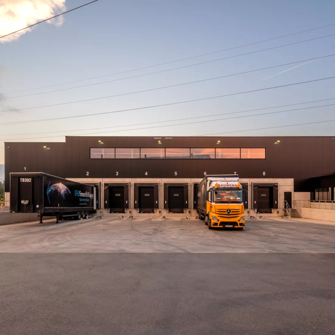logistiek gebouw