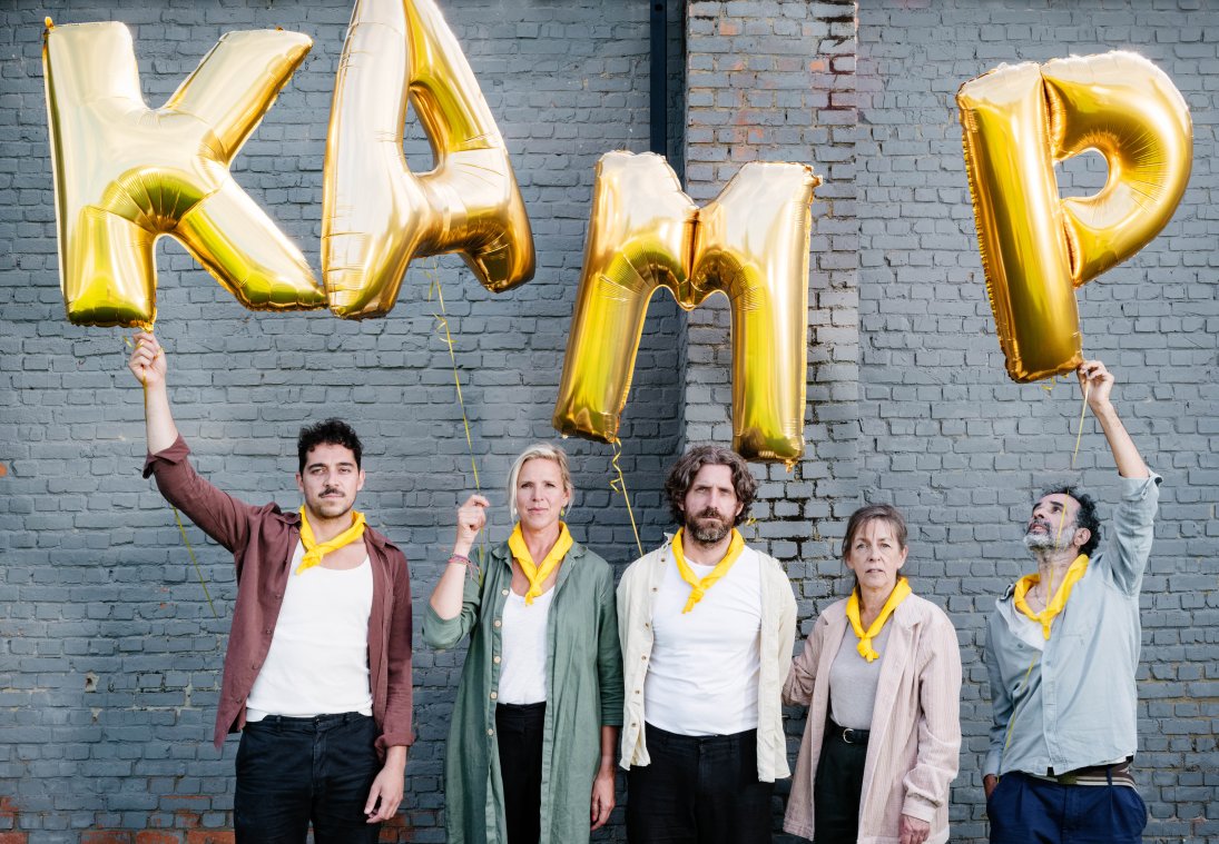 c Yuri van der Hoeven