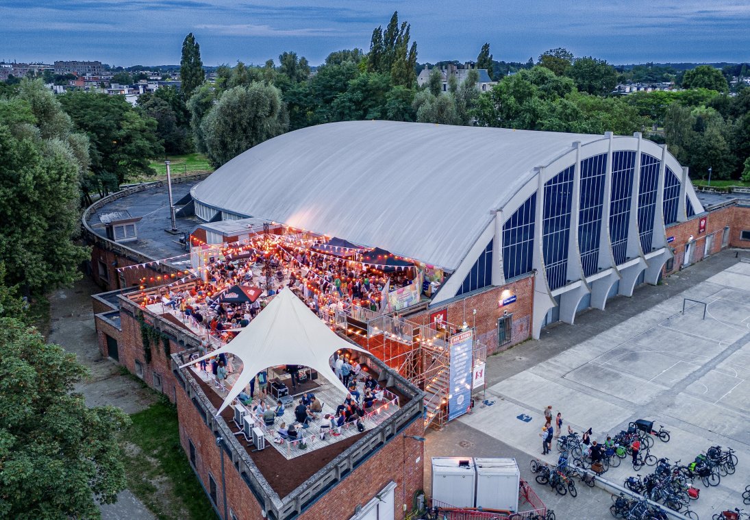 Bar Arena