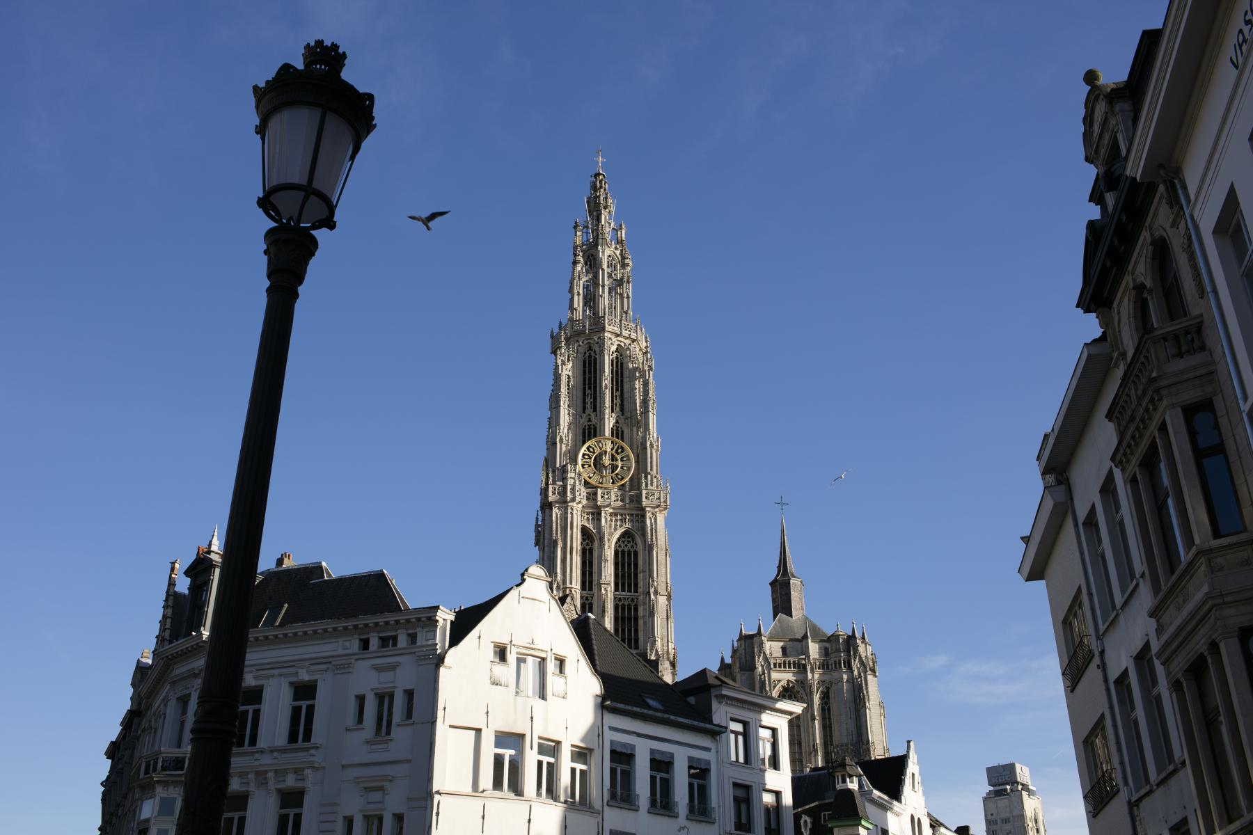 ©️OLVK_toren vanuit stad
