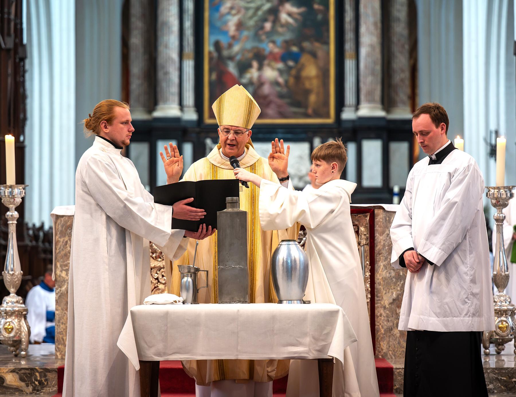 ©️Ronny Mullens_Chrismaviering_17.04.2025