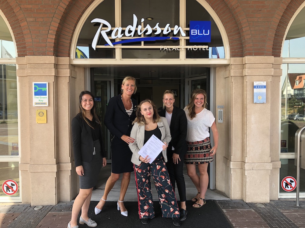 Emma Radisson Programm Het Radisson Blu Palace Hotel steunt stichting Emma At Work | Event Online