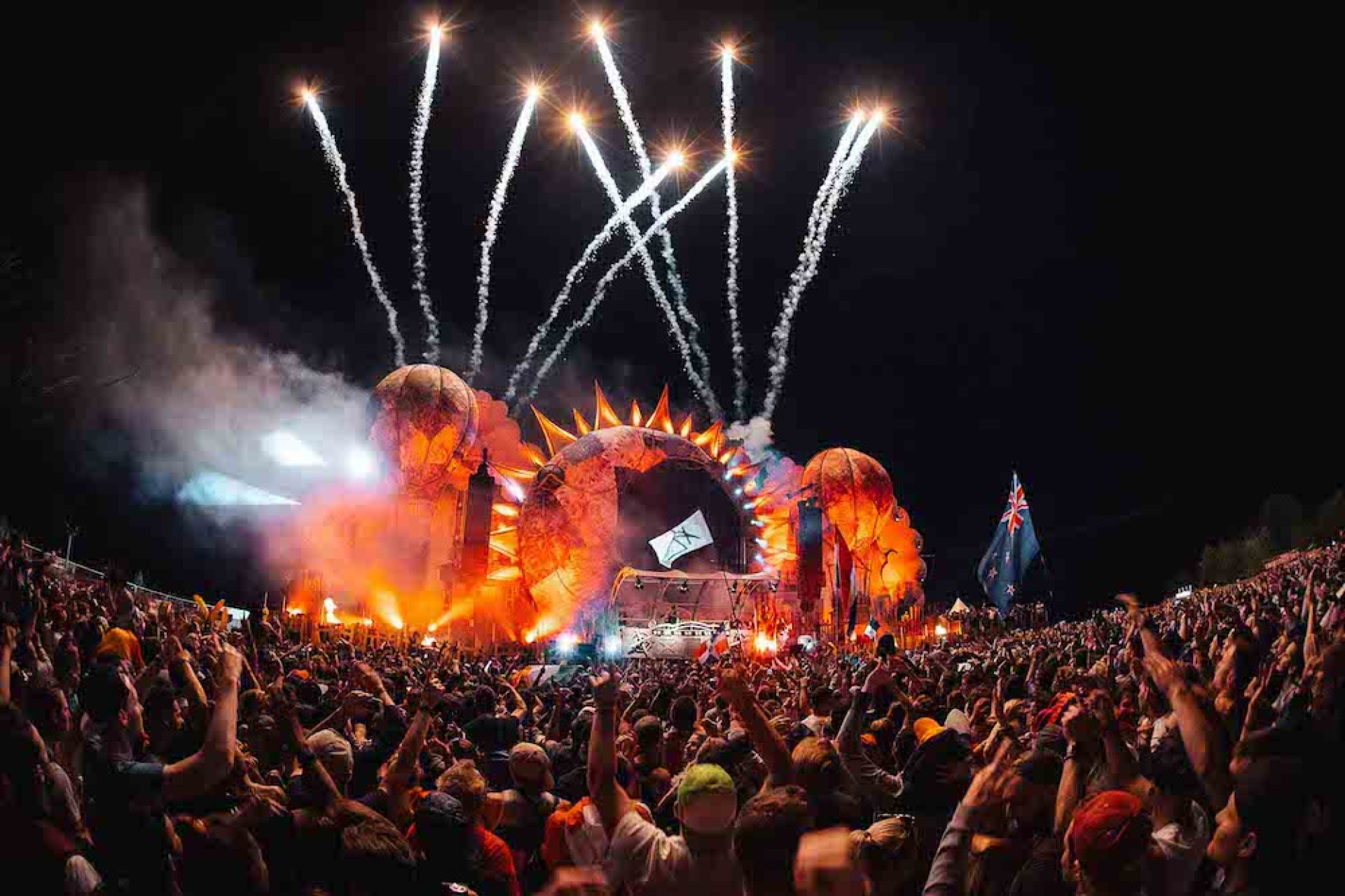 Audiovisuele ondersteuning, drone shows, special effects en shows voor bedrijfsevenementen – The Circle Group