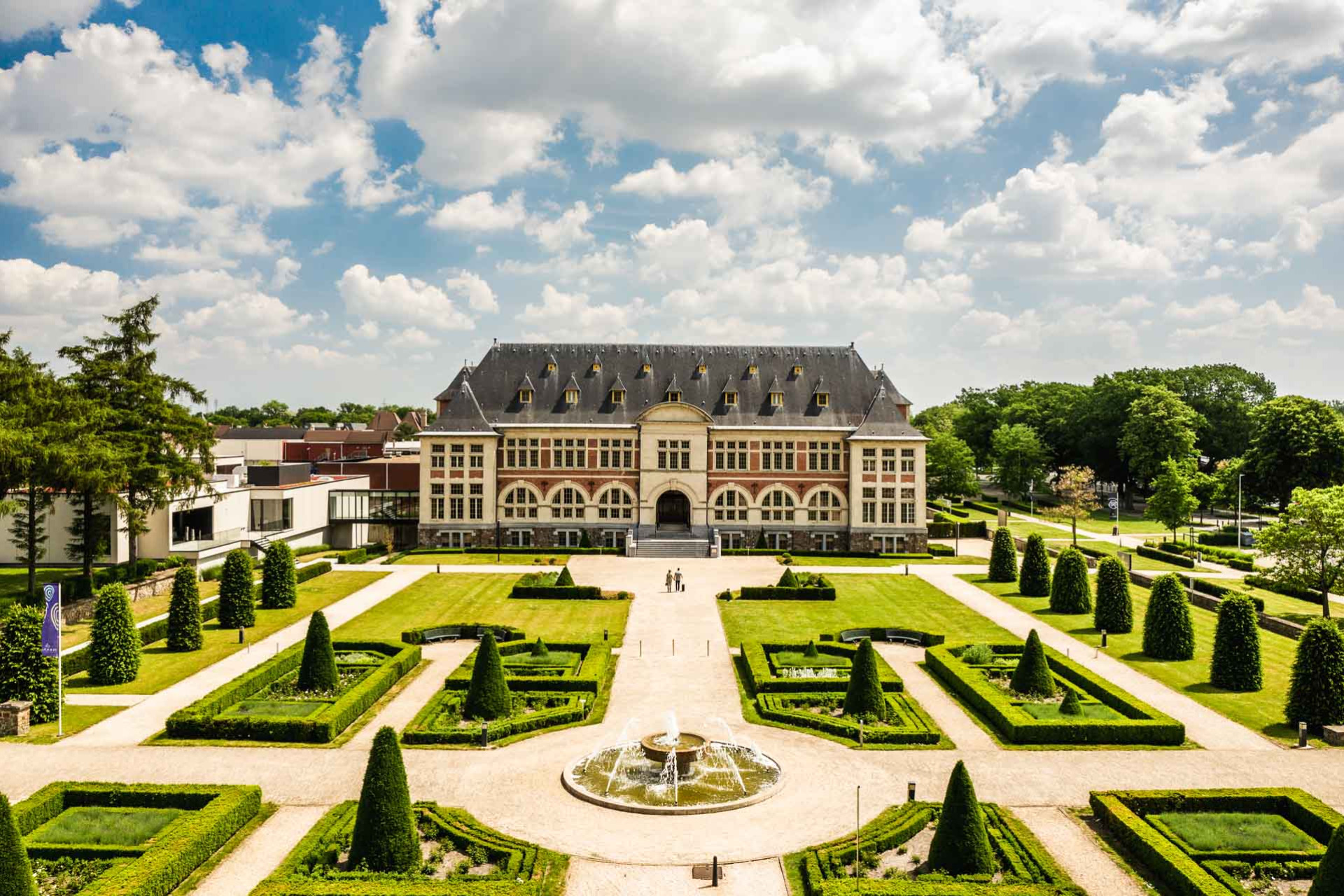 Vergaderen in een voormalige mijnsite in Maasmechelen – Terhills Hotel