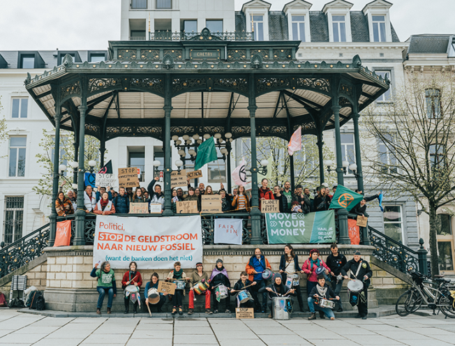 FairFin protesteert tegen de banken samen met XR Gent en Move Your Money