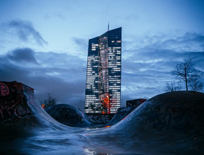 hoofdkantoor van de ECB in Frankfurt. Tobias Reich, Unsplash