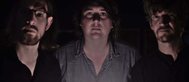 John Blek & The Broken Strings 