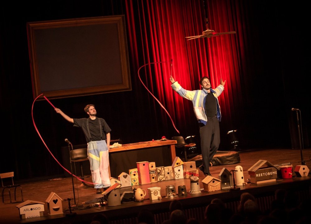 Badje vol met stroop