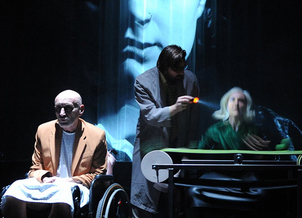 Bloed (c) Raymond Mallentjer