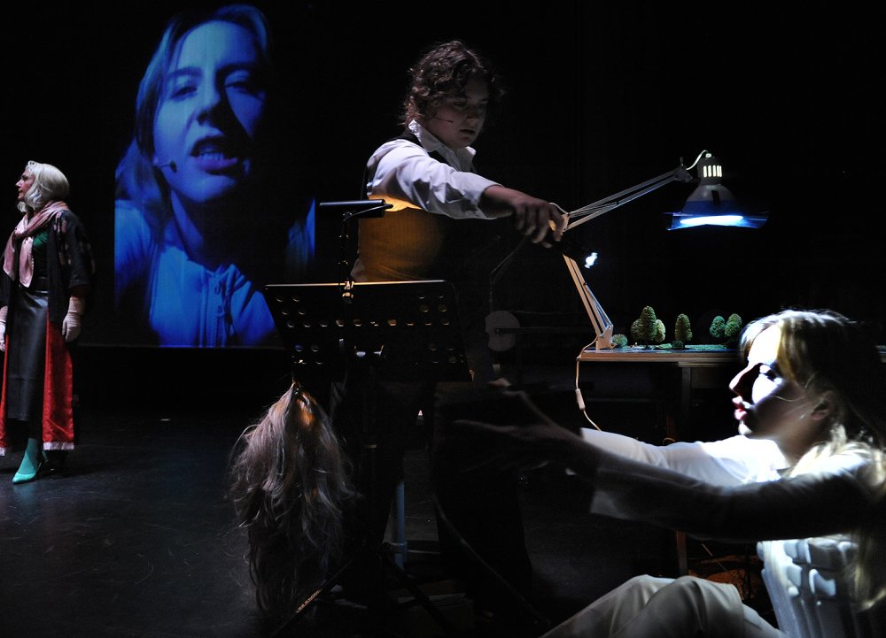 Bloed (c) Raymond Mallentjer