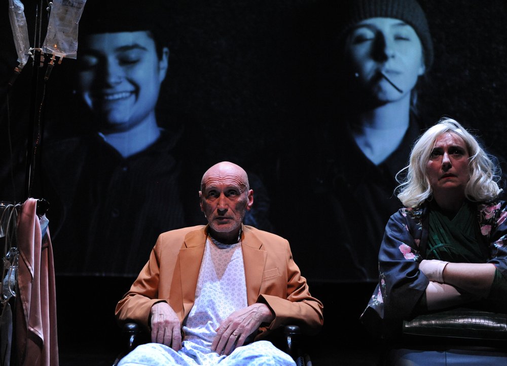 Bloed (c) Raymond Mallentjer