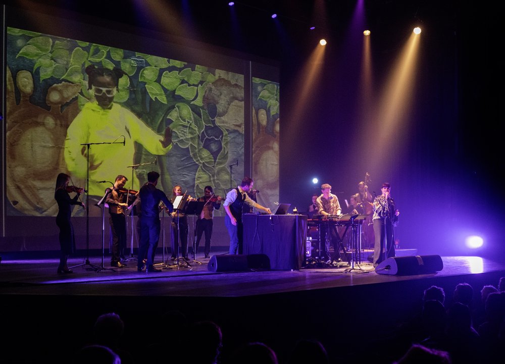 ladylinn@cchetbolwerk