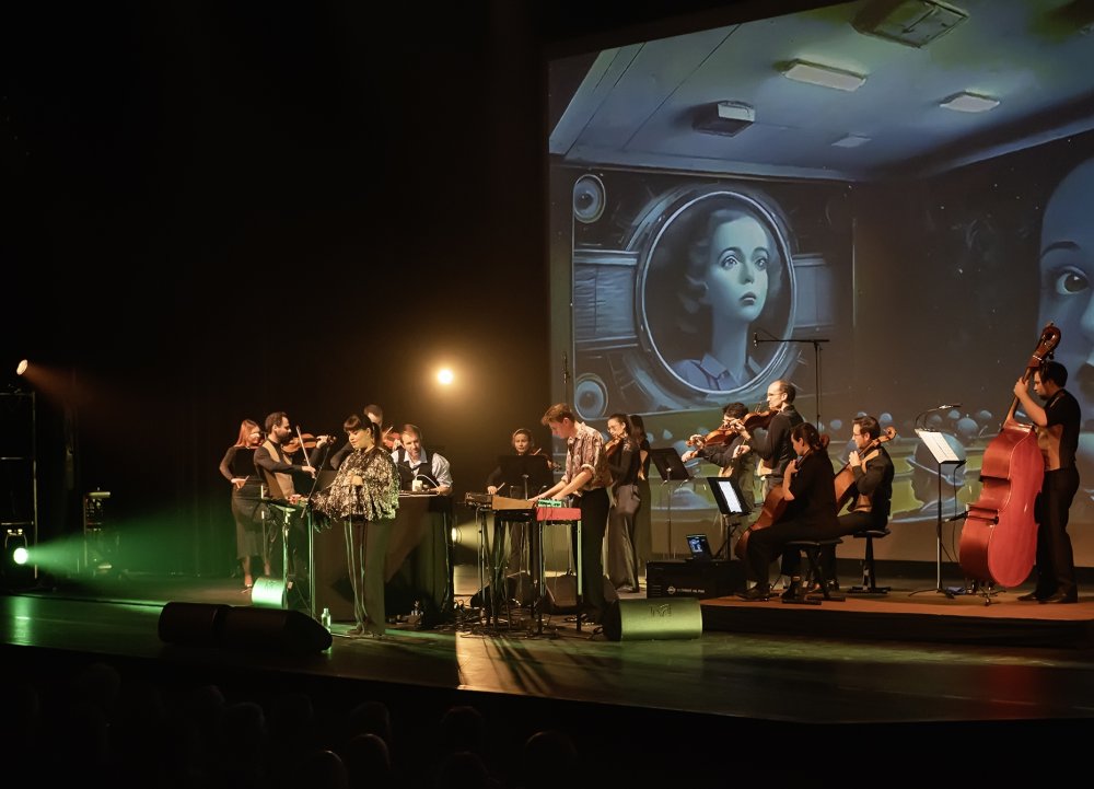 ladylinn@cchetbolwerk