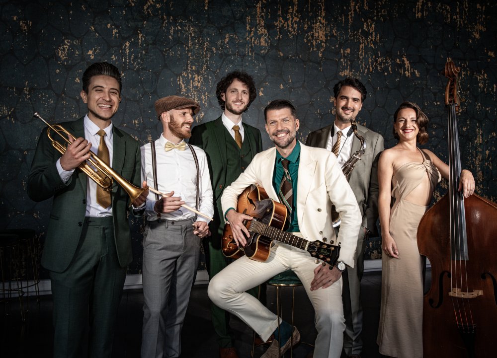 creamcoloredponies @cchetbolwerk