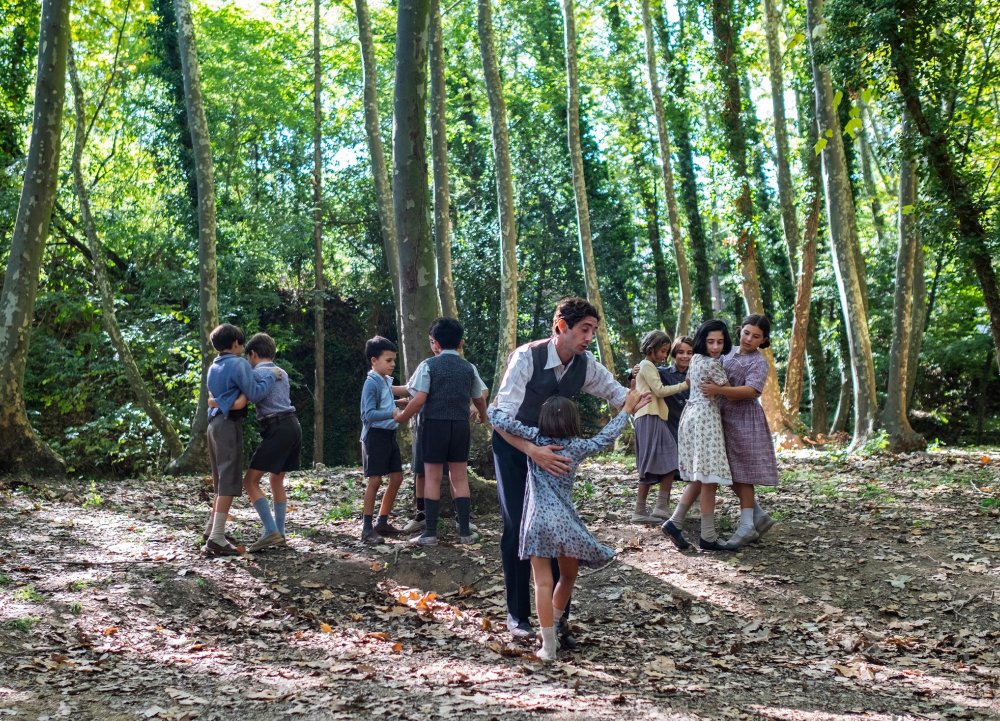 theteacherwhopromisedthesea@cchetbolwerk