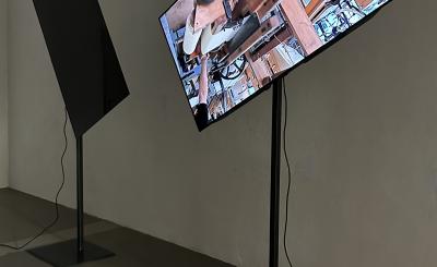 Roos Theuws - #warp & weft (in situ) (Courtesy: Slewe Galerie Amsterdam)