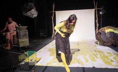 © Kurt Van der Elst Foe