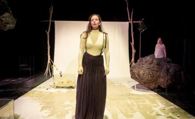 © Kurt Van der Elst Foe