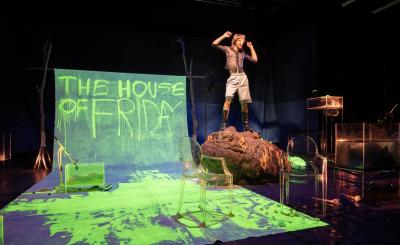 © Kurt Van der Elst Foe