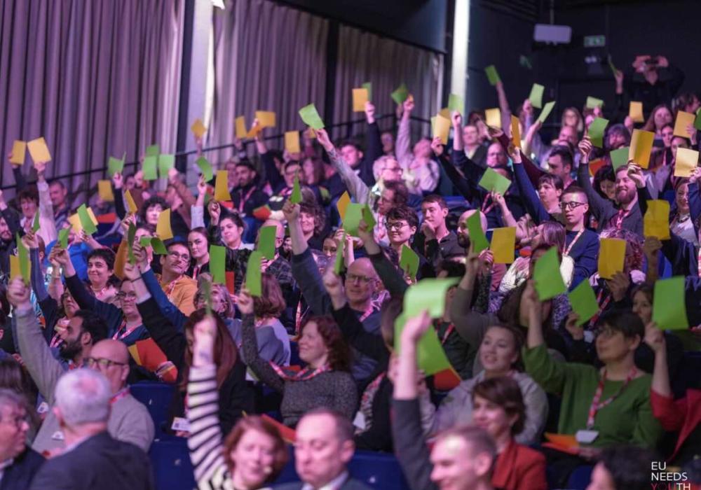 Stemmen tijdens het slotmoment van de Conferentie Lokaal Jeugdwerk en Democratie