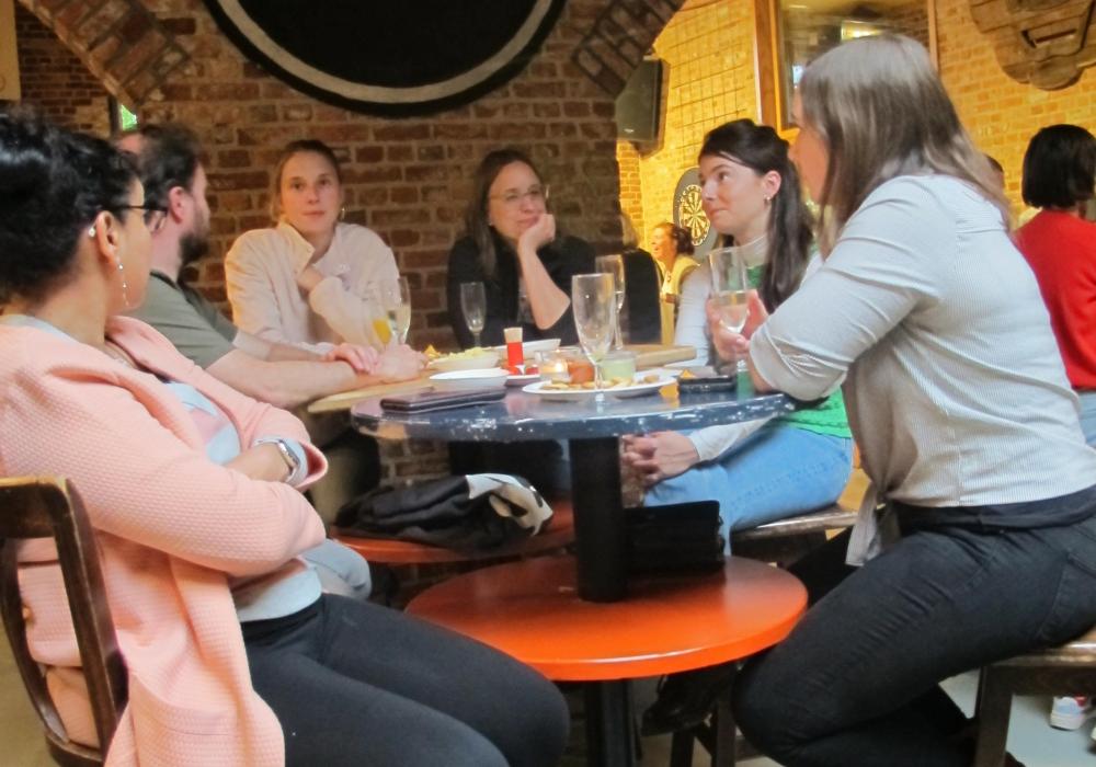 Deelnemers rond de tafel