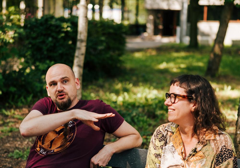 projectleiders rond de tafel tijdens het interview