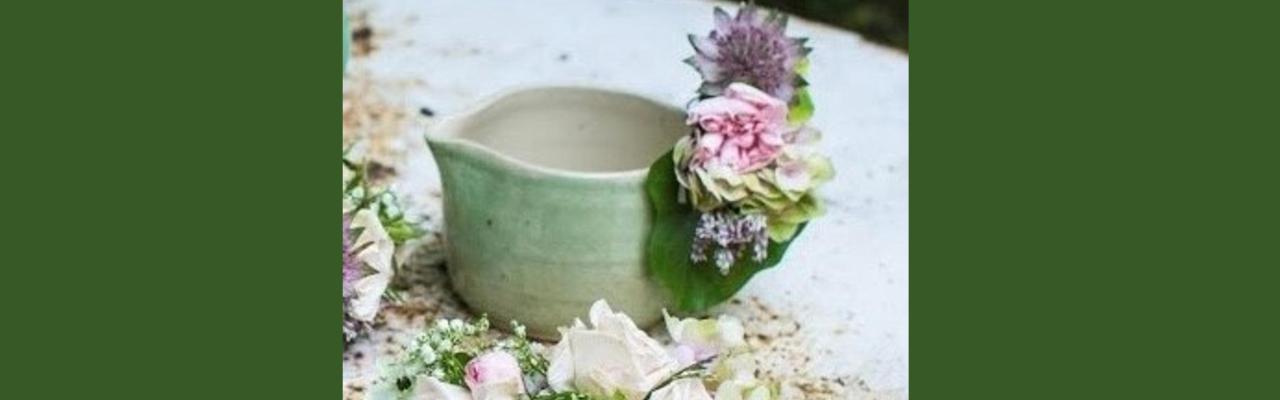Evenementfoto Creatief combineren: keramiek & droogbloemen