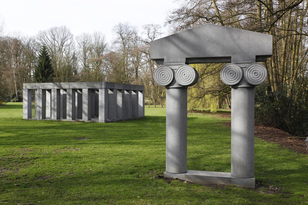 Het kunstwerk bestaat uit twee delen: een paviljoen en een poort. — Foto: Bart Huysmans & Michel Wuyts