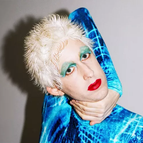 Paul Kindersley - © John William