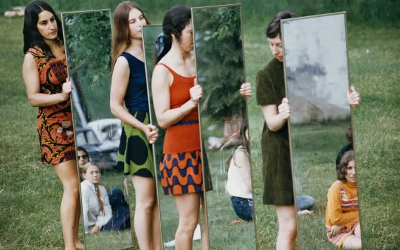 Joan Jonas, Mirror Piece I & II, © Joan Jonas