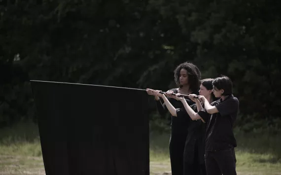 Ula Sickle, Relay (unplugged) © studio pramudiya, npi