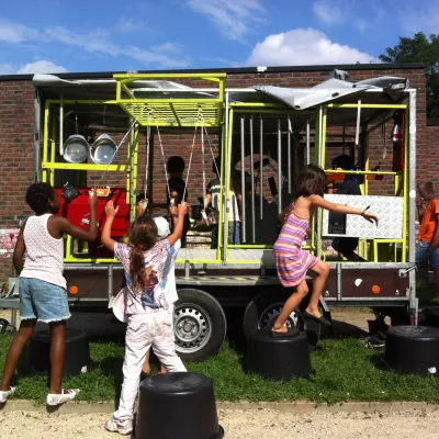 Muziekmobiel (c) Jeroen Delaet.JPG