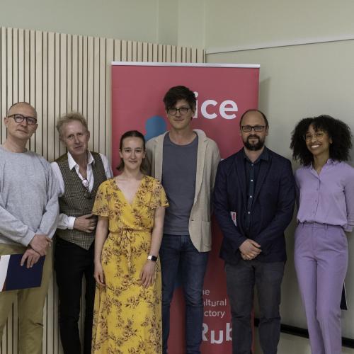 Winnaars + jury Poëziewedstrijd 