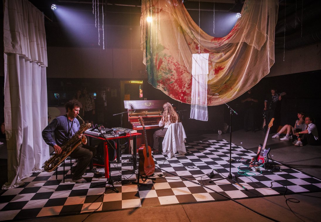 copyright Victoriano Moreno