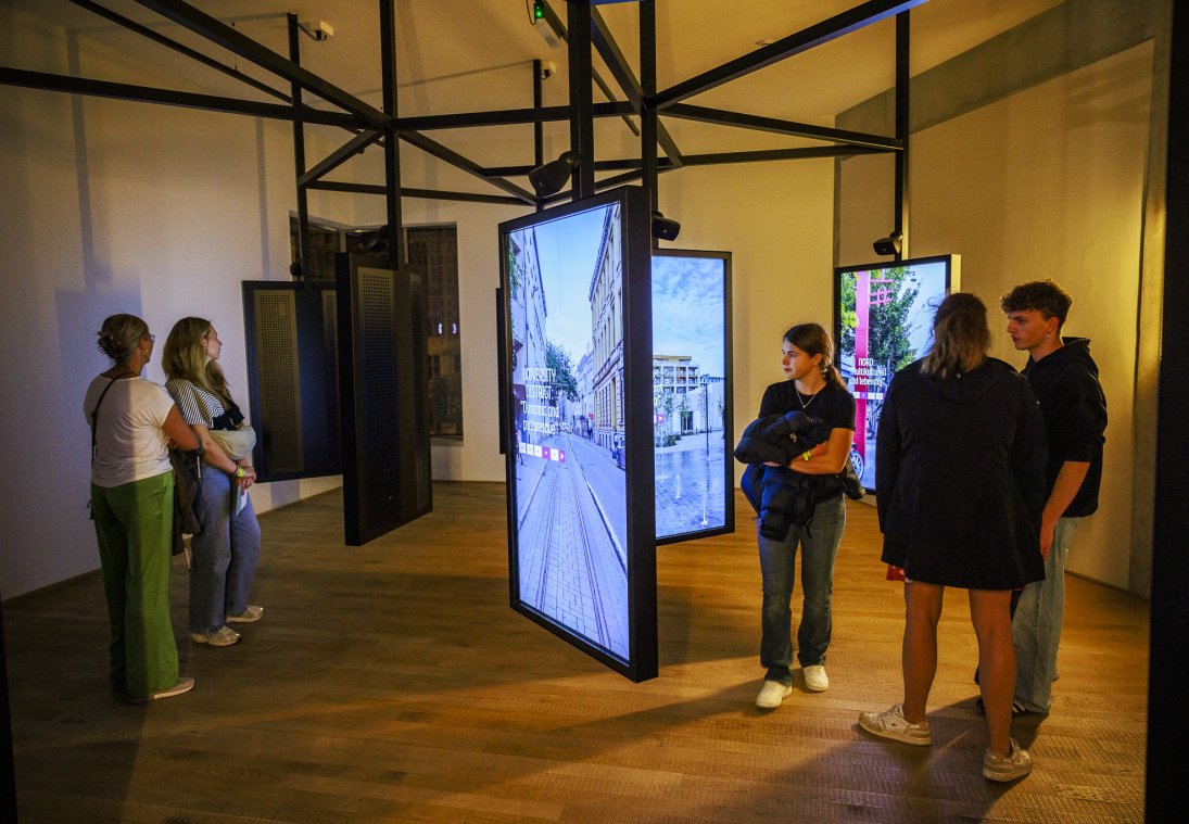 copyright Victoriano Moreno