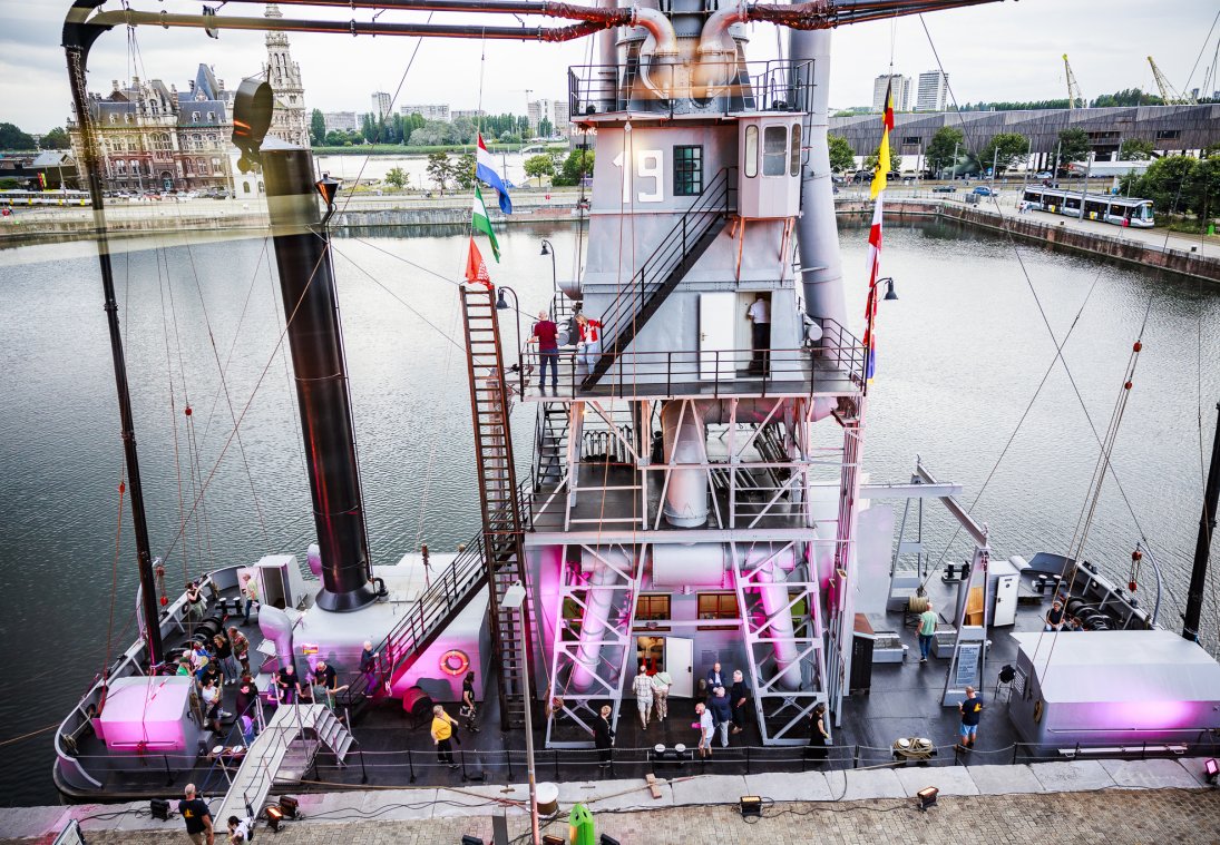 copyright Victoriano Moreno