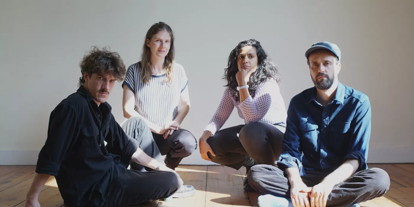 (c) Theo Lanau (c) Theo Lanau