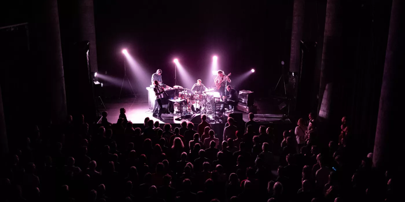 STUFF. - BRAND! © Geert Vandepoele