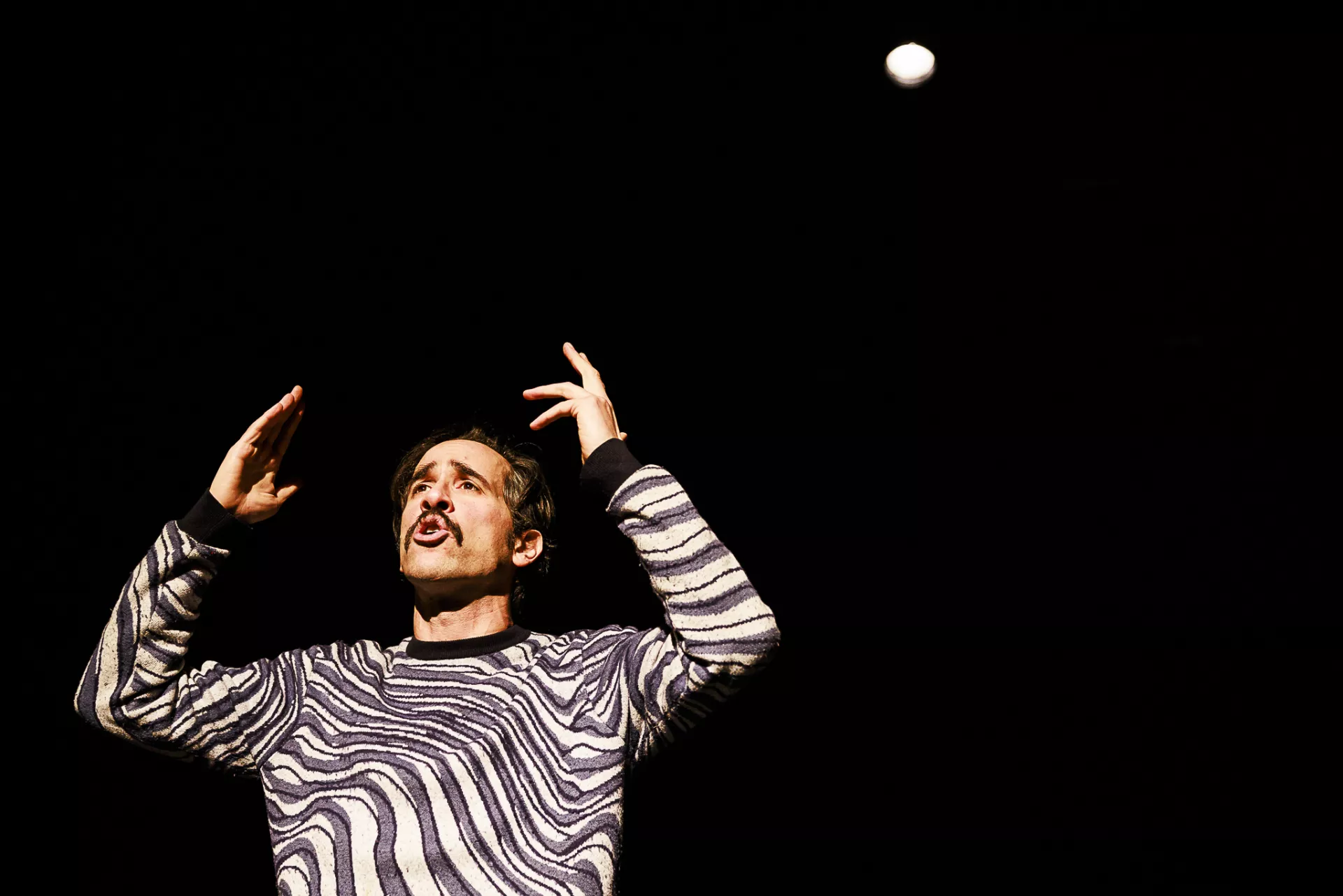 (c) Victoriano Moreno