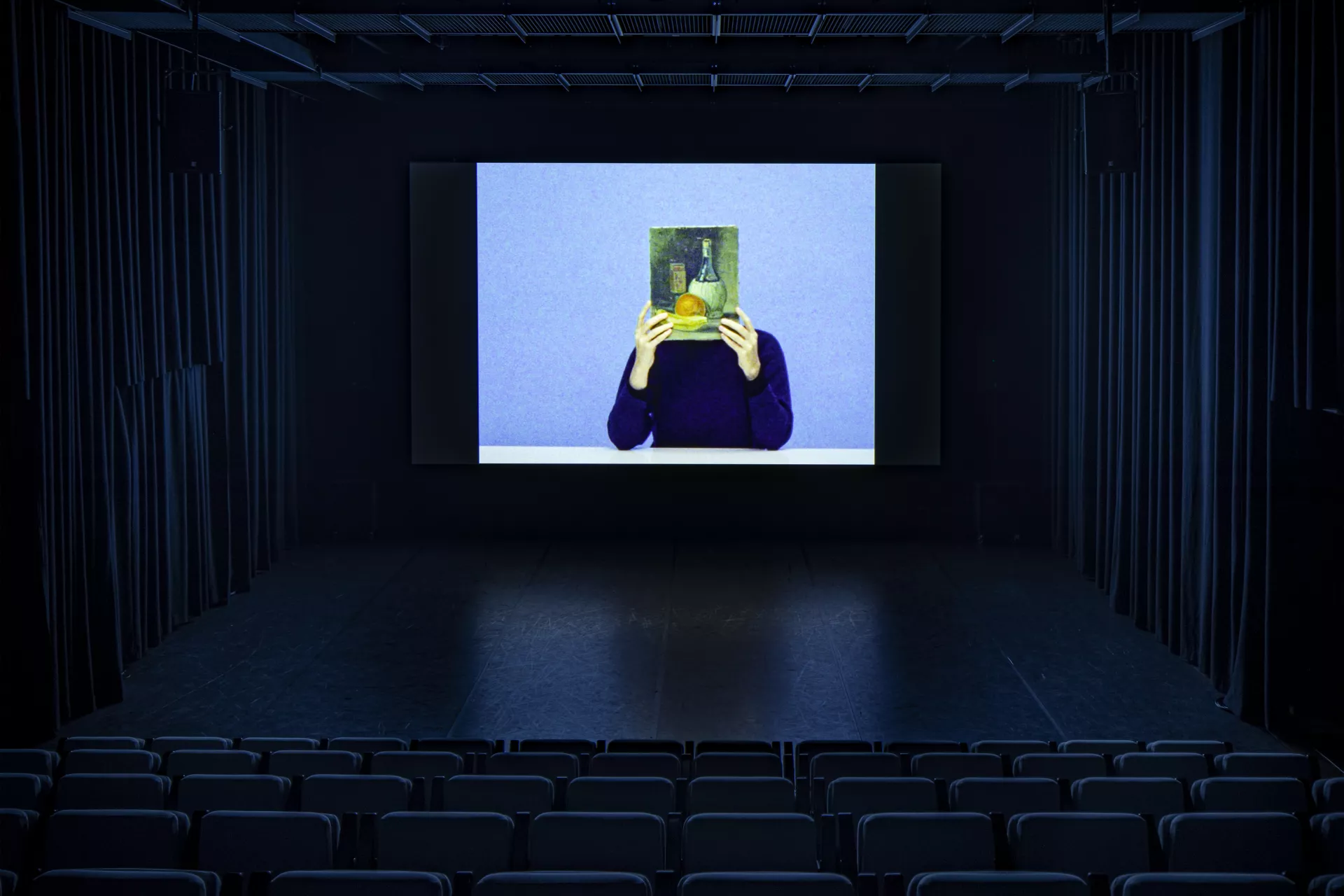 yours, scènebeeld Eva Giolo - (c) Kristof Vrancken